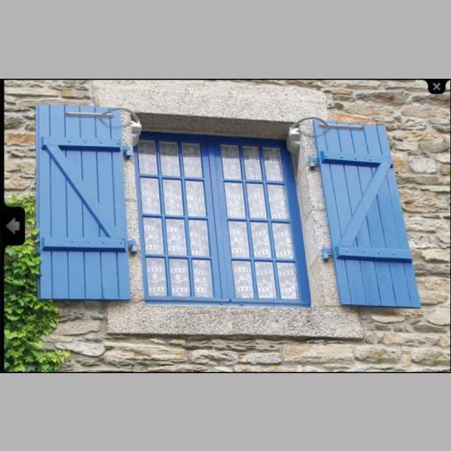 Volet battant à Casseneuil Puymirol