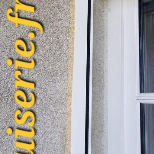 Moustiquaire à tirage sur mesure sur  Agen et les alentours - finition crépis extérieur 02