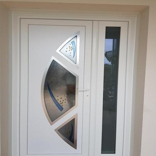 Porte d'entrée sur mesure lectoure