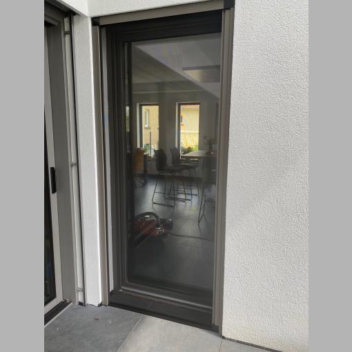 Moustiquaire modèle Moustiquaire coulissante  enroulable latérale Agen